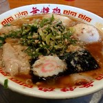 無鉄砲 総本店 - 限定しょうゆチャーシュー（980円税込）に特製半熟味玉（100円税込）