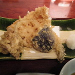 Teuchi Soba Ookawaya - 穴子と季節野菜の天ぷら