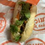 Juicy Banh Mi - 