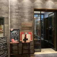 リストランテ アクアパッツァ - 外観(入口)