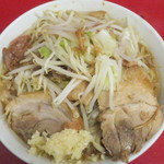 ラーメン二郎 - ラーメン小＋ニンニク多め