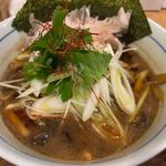 麺屋 猪一 離れ - (限定)黒毛和牛A4～ごぼうとしめじの和牛肉つけそば 1,400円 (つけ汁)