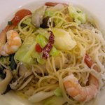 ルーチェ - パスタコース。季節の野菜とエビの美肌パスタ
            