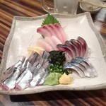 城喜元 - お刺し身3品盛り