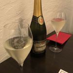 オステリア カステリーナ - スパークリングワイン《ペリーノ グランド・ロイヤル・キュヴェ》