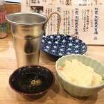 初かすみ酒房 - 料理写真:熱燗^^and ポテサラwww