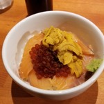 麺屋 六感堂 - ミニサーモン親子丼＋雲丹増し
