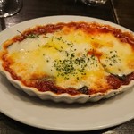 ピッツェリア バル ナプリモ - ナスチーズ焼きパルマ風600円