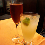 サッカヴァン - キールとスダチとグレープフルーツのカクテル