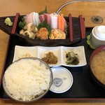 Uochuu - お刺身定食　大盛り　1,700円