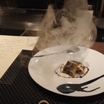 YANAGI - 秋刀魚の瞬間スモーク 茄子のピューレ リコッタチーズ