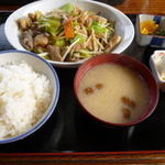 ホルモン定食＠７５０円