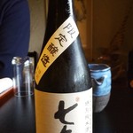 徳山鮓 - 七本槍 限定醸造 特別純米酒：控えめな吟醸香が感じられ、純米吟醸と思えるような冷酒です。　　　　　2019.10.26