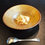 徳山鮓 - デザート：鮒寿しの周りの発酵した米（イイ）を使用した 徳山鮨さんが製造方法の特許を取得されている アイスクリームです。 濃厚で チーズの様なテイストで、僅かな塩分も感じられるのがイイですネ！　　　　　2019.10.26