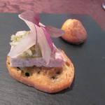 エタンセール カワモト - 【パテ・ド・カンパーニュのカナッペ】]と[b:【チーズシュー】