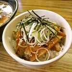Ramen Shimpuu - ミニチャーシュー丼
