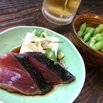 やじろ兵衛 - お通し／かつお、冷奴、えだまめ