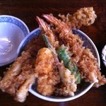 土手の伊勢屋 - 天丼（ハ）