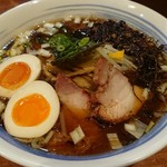 麺屋 悠 - 揚げネギ醤油そば(大盛)に、味玉を付けた♪