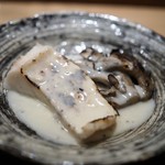 虎白 - 焼物　クエ　福井産天然舞茸　クリームトリュフソース