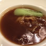 楼蘭 - フカヒレ胸鰭の醤油煮込みチンゲン菜