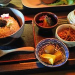 Hakkou Kafe Koharubiyori - あごだし茶漬