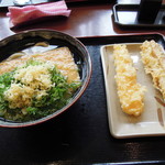讃岐製麺 - きつねうどんと天ぷら