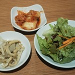 炭火焼肉・韓国料理 KollaBo - 