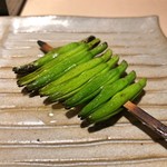 焼鳥 おみ乃 - 金針菜