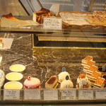 ブーランジェリー パティスリー トレトゥール アダチ - 店内