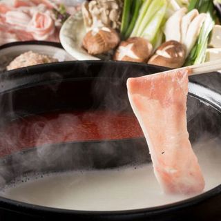 [Includes food and drinks] “Two-color shabu shabu hot pot course” ⇒ 2,980 yen included