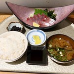 Shirakaba - 新鮮ハマチ刺身定食。