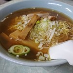 銀水食堂 - 中華そば 400円