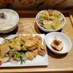 pier69 - 唐揚げ＋並盛＋グリーンサラダ