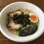 本田商店 - 元祖とんこつ！「濃厚・呼び戻し」久留米ラーメン！