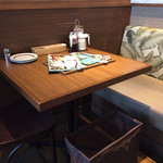 エッグスンシングス - 店内