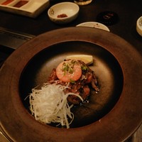 焼肉ぽんが 田町店 - 炙りユッケ