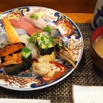 玄海鮨 - 貝汁も付きます