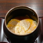 京都 いと - アルバ産白トリュフの茶碗蒸しアップ