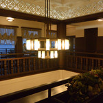 カフェ ラウンジ アンド バー アゼリア - 館内