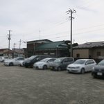 いろは食堂 - 広い駐車場です