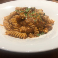 ピッツェリア&トラットリア ゴンゾ 目黒店 - 横から