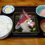 いち乃家 - お刺身定食 1300円