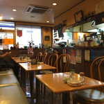カフェ アブロード - 店内