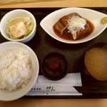 創作和食居酒屋 がん - 豚の角煮定食