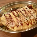 まるの - 「大葉入りとんぺい焼き」300円也。