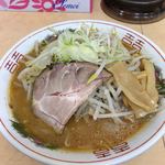 みそラーメンのよし乃 - 味噌ラーメン800円