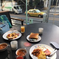 ブッフェアンドカフェ スロープサイドダイナー ザクロ - 