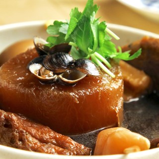 年中人気！ずぶ六名物、シジミ出汁の「真っ黒おでん」♪
