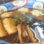 支那そば かつみ - 肉わんたん　黒